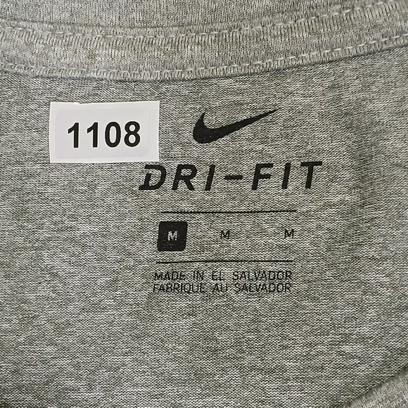 Nike Dri Fit Training T Shirt Mens Size M Gray Center Camo Swoosh Short Sleeve - Picture 9 of 9